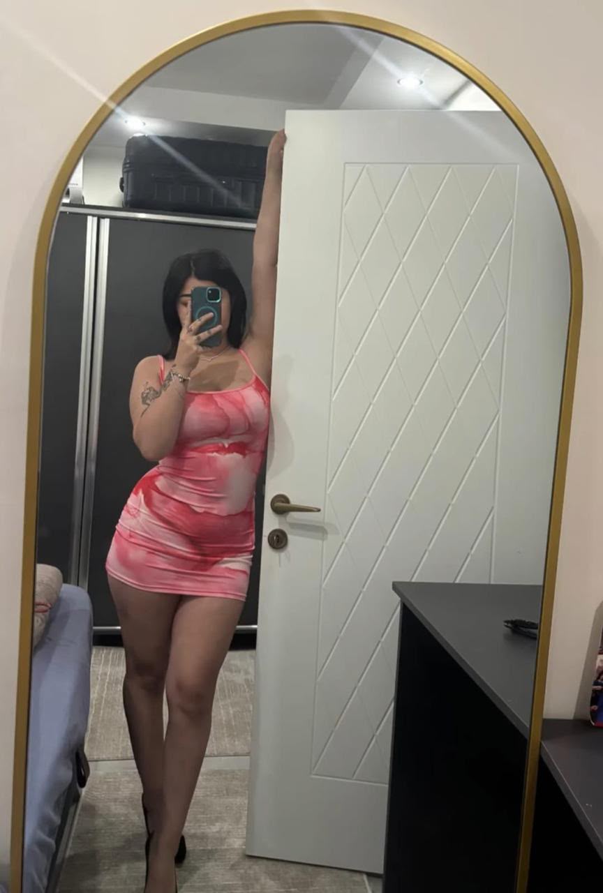 Mamak Şaşırtıcı Kadın Escort Leyla